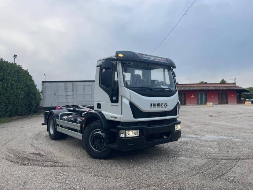 IVECO EUROCARGO 180K32 SCARRABILE NUOVO BALESTRATO ANTERIORE E POSTERIORE — foto 6 di 6