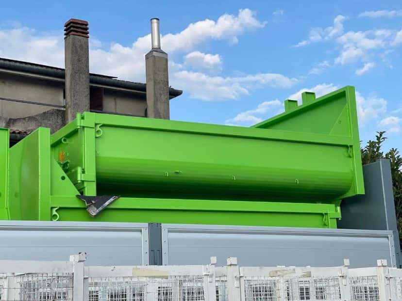 CONTAINER SCARRABILE NUOVO A CIELO APERTO PER INERTI CON VASCA ARROTONDATA — foto 6 di 6