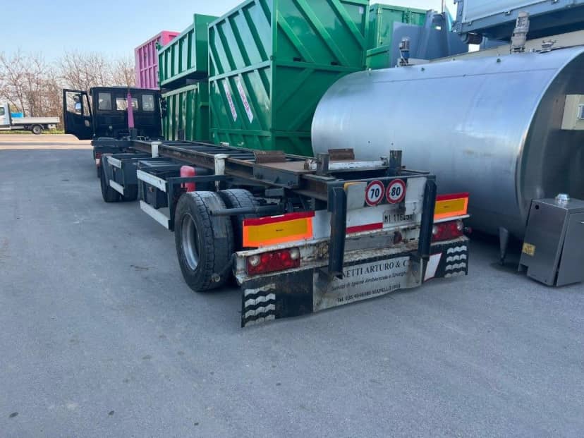RIMORCHIO ADIGE 20R2N SCARRABILE USATO BALESTRATO — foto 2 di 3