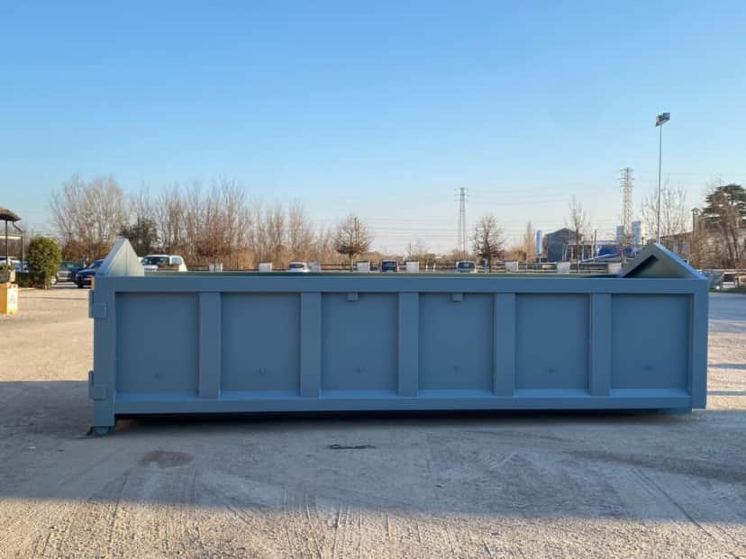 CONTAINER SCARRABILE NUOVO PER INERTI CON FONDO IN APPOGGIO E APERTURA POSTERIOR — foto 8 di 8