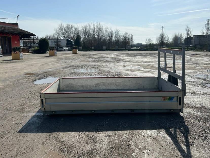 CONTAINER A PIANALE USATO SCARRABILE CON SPONDE IN ALLUMINIO TR5 — foto 8 di 9