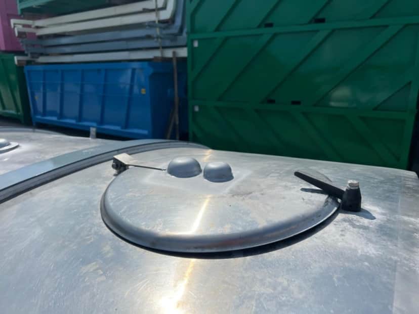 CISTERNA USATA IN ACCIAIO INOX COIBENTATA A SCOMPARTO UNICO — foto 5 di 5