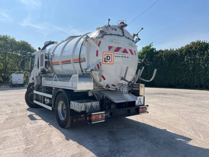 IVECO EUROCARGO 180E28 CON CISTERNA SPURGO — foto 6 di 9