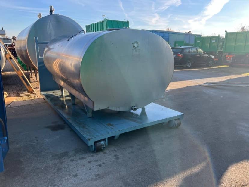 CISTERNA USATA SCARRABILE IN ACCIAIO INOX COIBENTATA — foto 4 di 4
