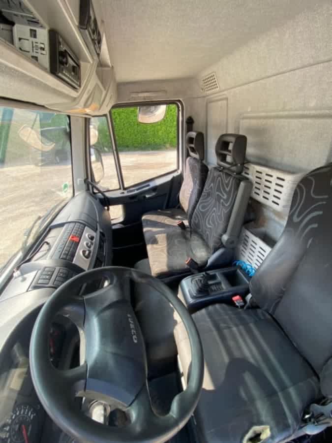 IVECO EUROCARGO 120E25 SCARRABILE BALESTRATO ANTERIORE E PNEUMATICO POSTERIORE — foto 6 di 10