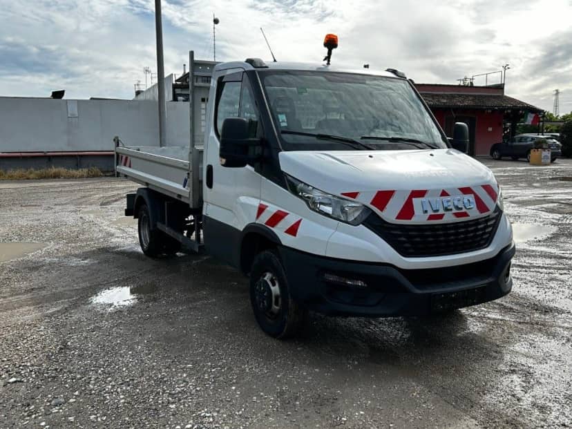 IVECO DAILY 35.140 RIBALTABILE POSTERIORE BALESTARTO ANTERIORE E BALESTRATO POST — foto 7 di 10