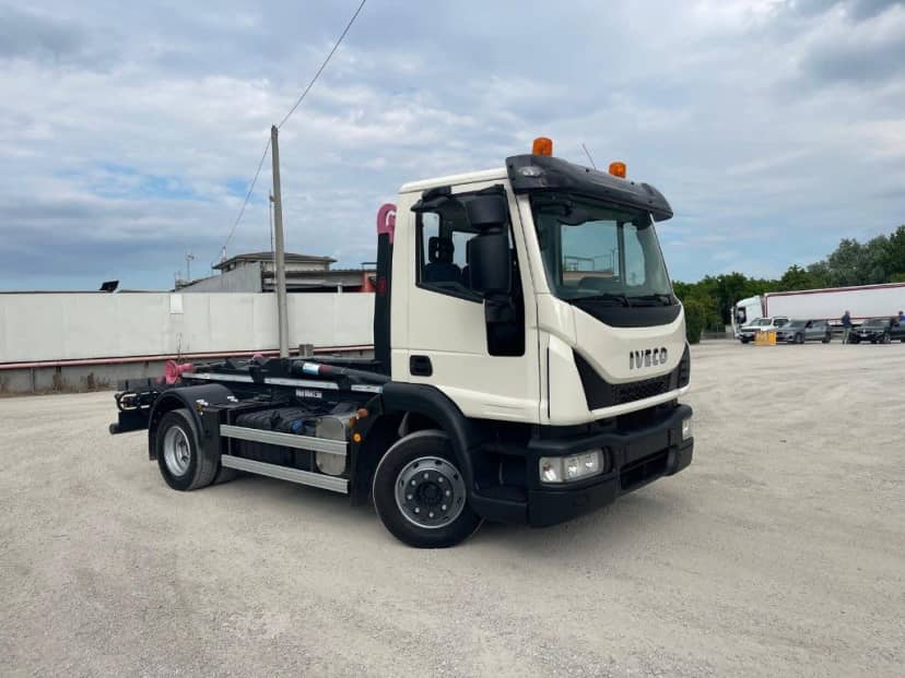 IVECO EUROCARGO 120E22 CON SCARRABILE NUOVO — foto 6 di 6