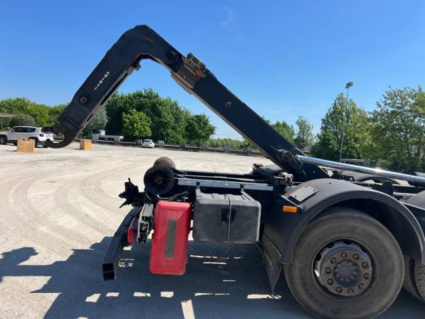 MERCEDES ACTROS 25.51 SCARRABILE PNEUMATICO POSTERIORE 6X2 — foto 8 di 10