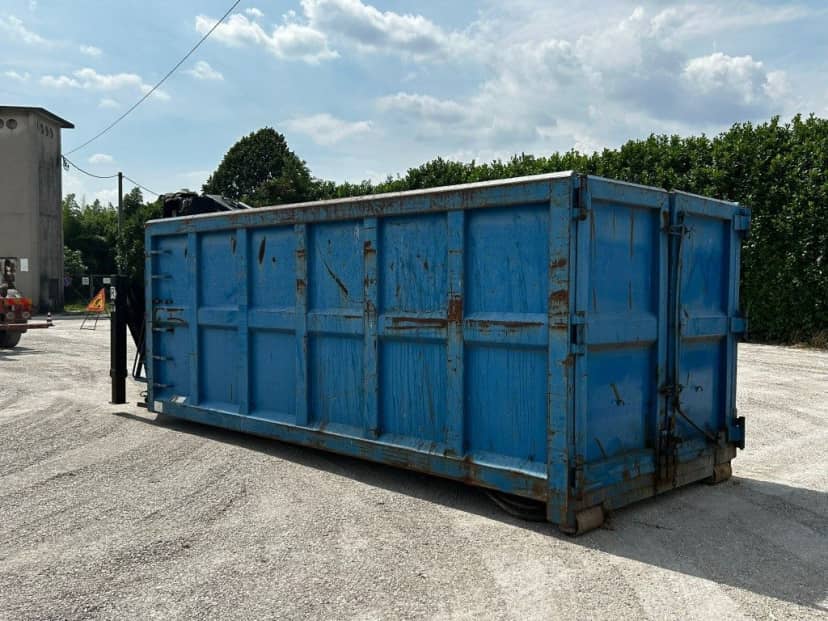 CONTAINER SCARRABILE USATO A CIELO APERTO PER INGOMBRANTI IN HARDOX CON GRU — foto 3 di 10