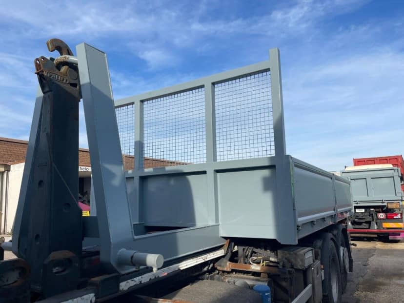 CONTAINER SCARRABILE NUOVO A PIANALE CON SPONDE IN TR5 E SPAZIO GRU — foto 7 di 7