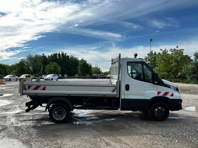 IVECO DAILY 35.140 RIBALTABILE POSTERIORE BALESTARTO ANTERIORE E BALESTRATO POST — foto 6 di 10