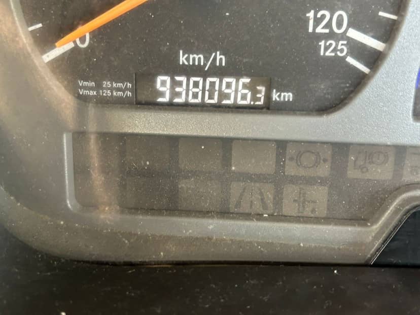 MERCEDES 2533 SCARRABILE BALESTRATO ANTERIORE E PNEUMATICO POSTERIORE 6X2 — foto 10 di 10