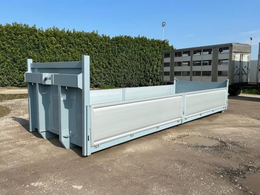 CONTAINER SCARRABILE NUOVO A PIANALE CON SPONDE IN TR5 E SPONDA POSTERIORE A 3 E — foto 1 di 10