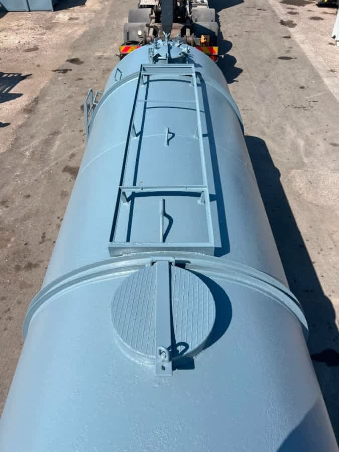 CISTERNA SCARRABILE USATA IN FERRO A SCOMPARTO UNICO · 6,25 m · 18.500 l · Rif. 25-U-155 — foto 6 di 7