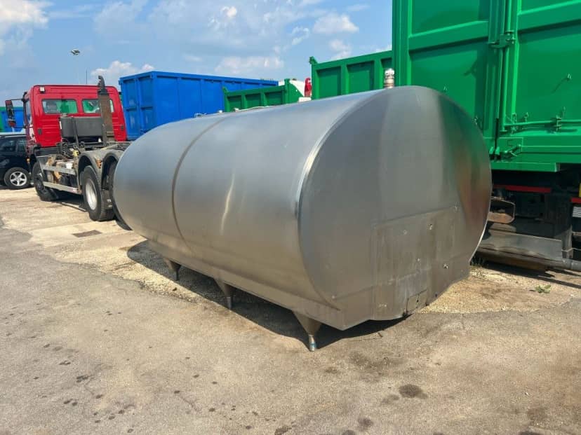 CISTERNA USATA IN ACCIAIO INOX — foto 2 di 4