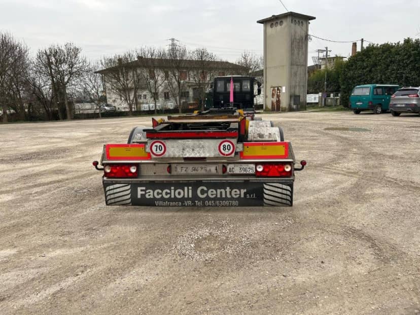 RIMORCHIO CARDI 153 SCARRABILE PNEUMATICO — foto 2 di 8