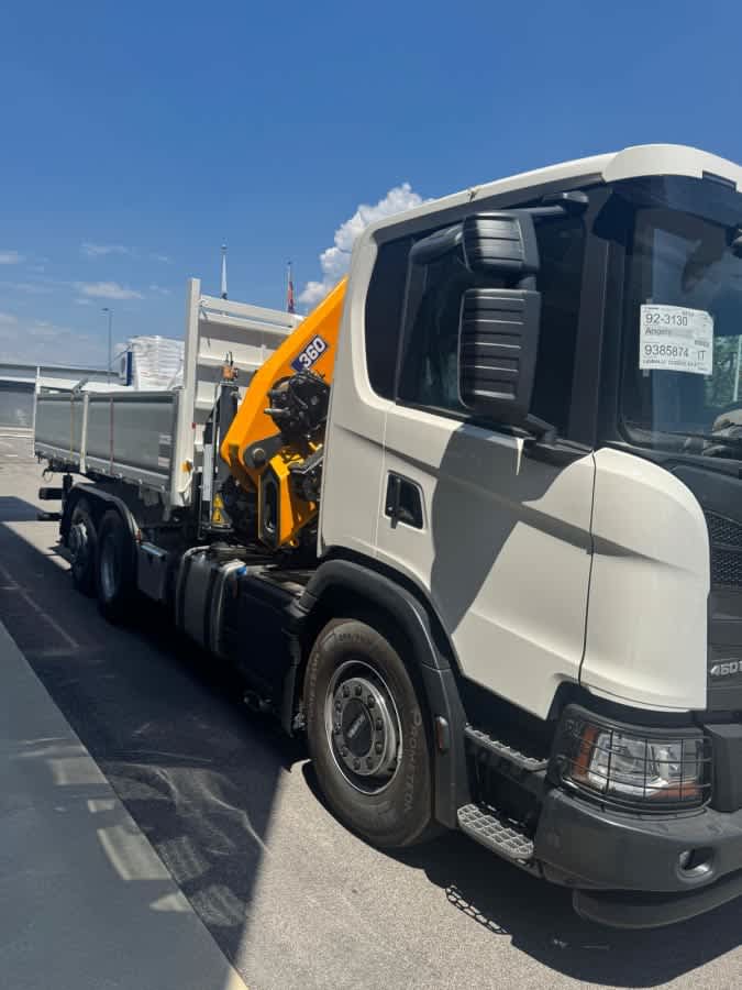 NUOVO SCANIA G 460 CON NUOVO ALLESTIMENTO GRU E CASSONE RIBALTABILE EURO 6 — foto 12 di 13