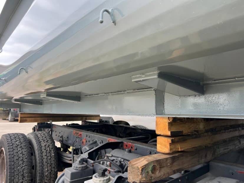 CONTAINER SCARRABILE NUOVO A CIELO APERTO PER INERTI RINFORZATO — foto 9 di 10