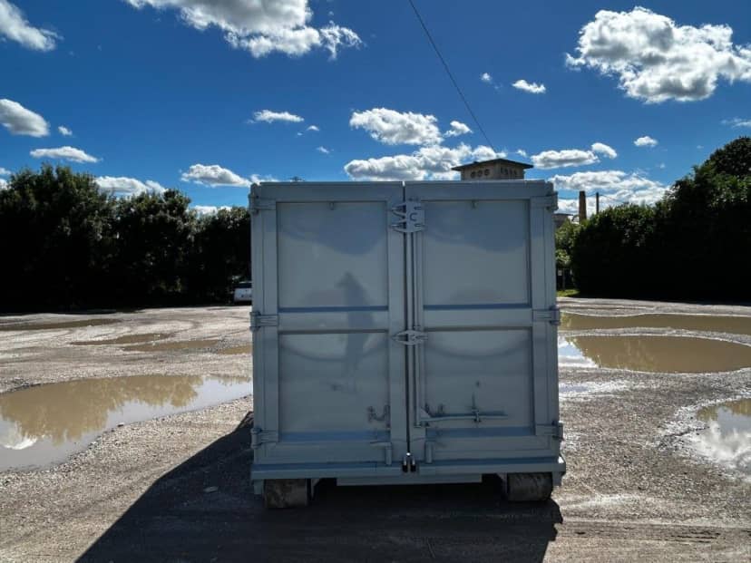 CONTAINER NUOVO SCARRABILE A CIELO APERTO PER INGOMBRANTI CON GRU E POLIPO — foto 6 di 10
