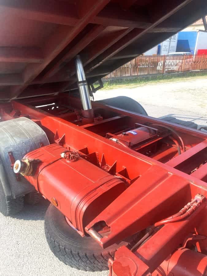 Iveco 79 12 RIBALTABILE TRILATERALE — foto 5 di 10