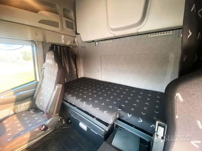 Motirice scarrabile Iveco Stralis 450 — foto 9 di 10
