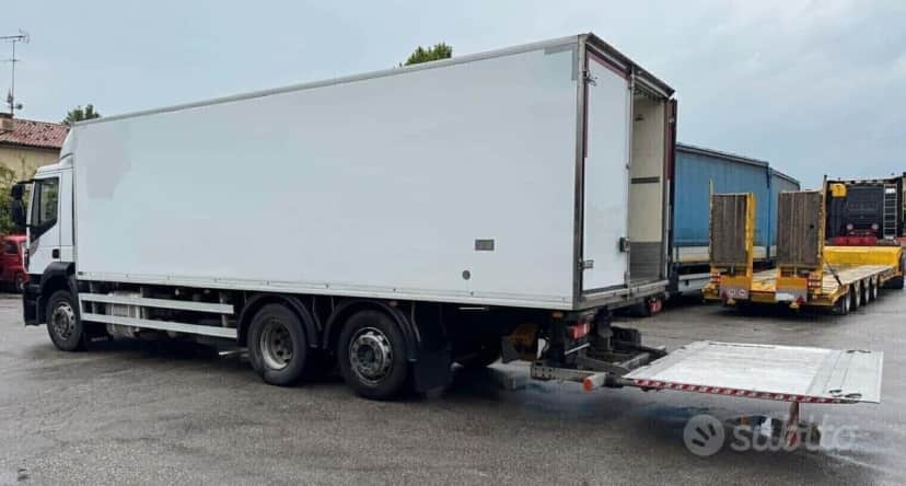 MOTRICE FRIGO IVECO — foto 3 di 8