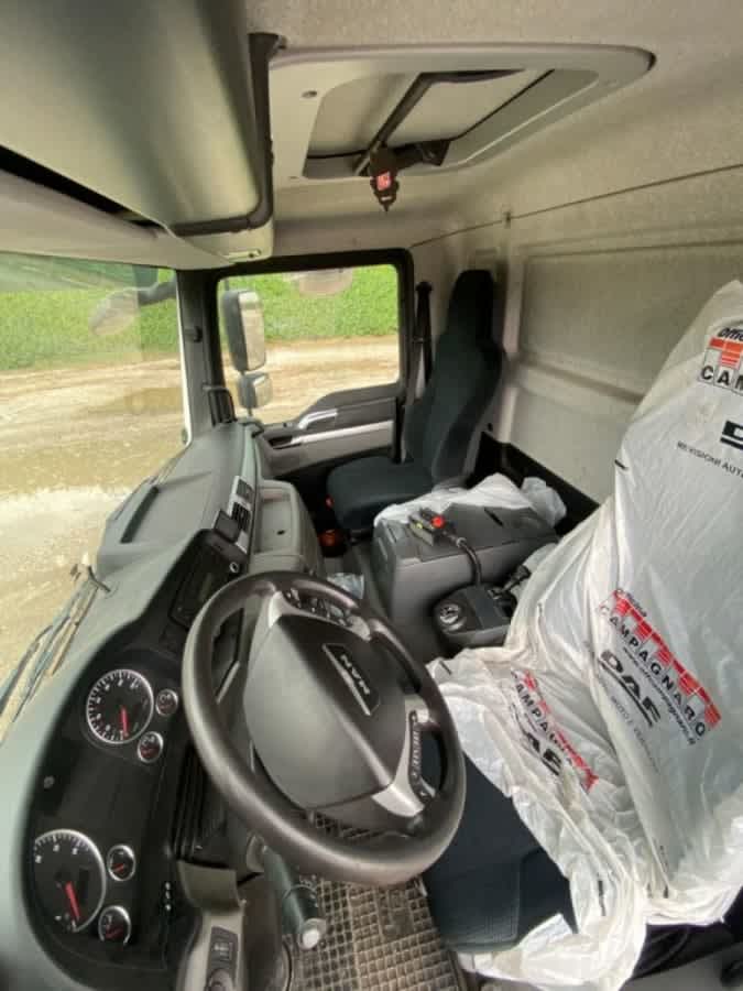MAN TGM 12.220 CON SCARRABILE NUOVO BALESTRATO ANTERIORE E PNEUMATICO POSTERIORE — foto 9 di 10