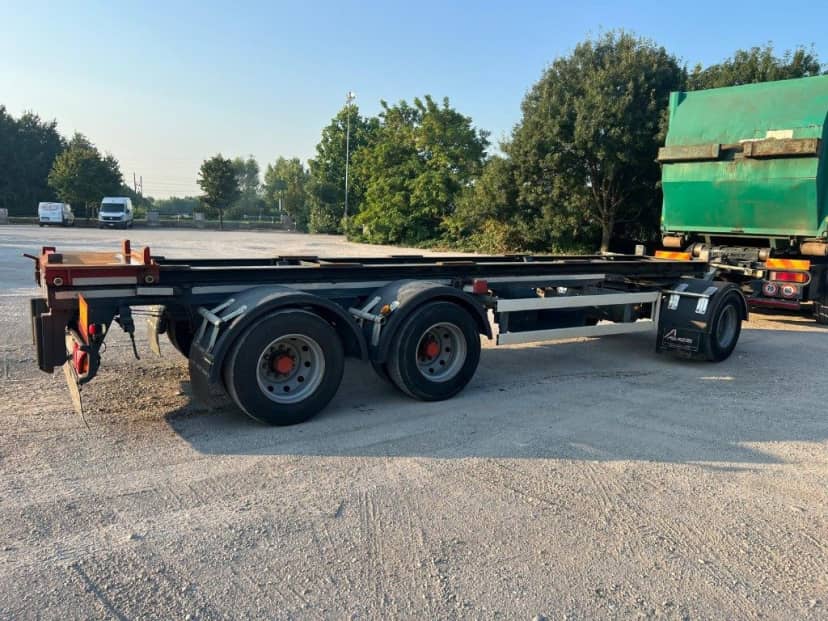 RIMORCHIO PIACENZA SCARRABILE BALESTRATO — foto 4 di 9