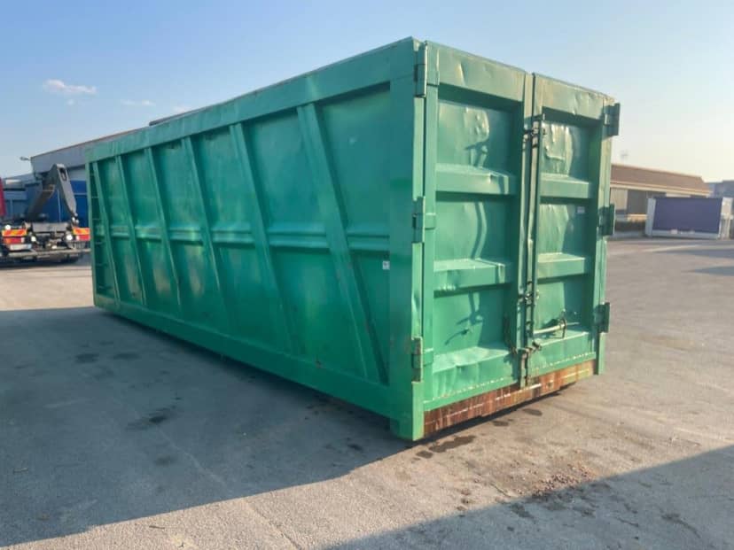 CONTAINER SCARRABILE USATO A CIELO APERTO PER ROTTAME · 7,1 m · 38 m³ · Rif. 26-U-95 — foto 3 di 6