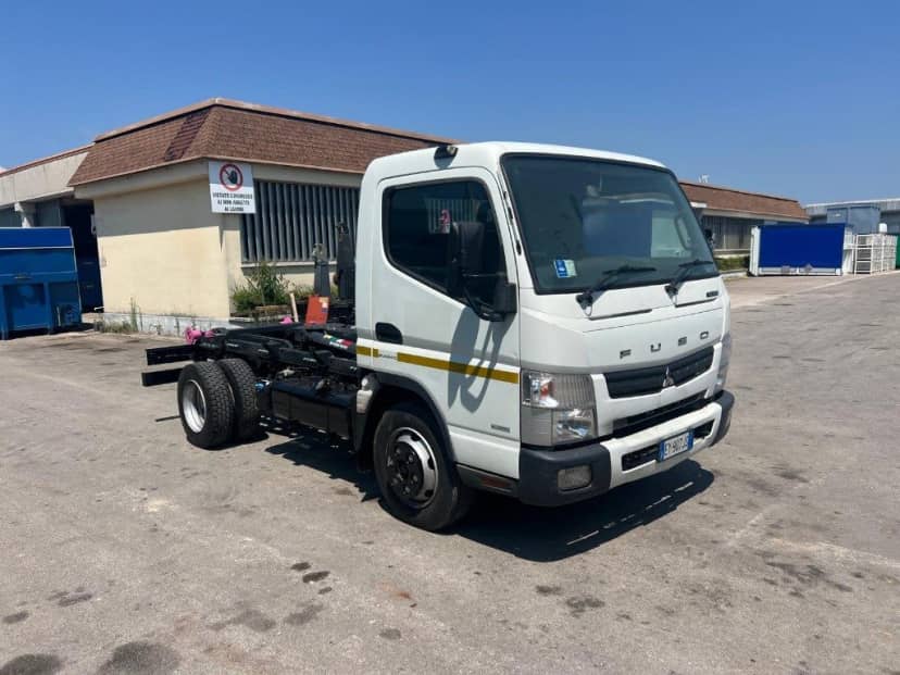 MITSUBISHI FUSO 7C15 SCARRABILE NUOVO BALESTRATO ANTERIORE E POSTERIORE — foto 7 di 7