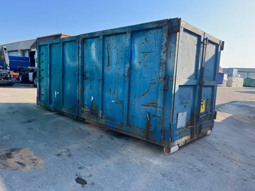 CONTAINER SCARRABILE USATO A CIELO APERTO PER INGOMBRANTI · 6,25 m · 34 m³ · Rif. 26-U-99 — foto 2 di 15