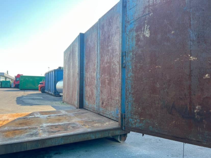 CONTAINER SCARRABILE USATO A CIELO APERTO PER INGOMBRANTI · 6,25 m · 34 m³ · Rif. 26-U-99 — foto 10 di 15