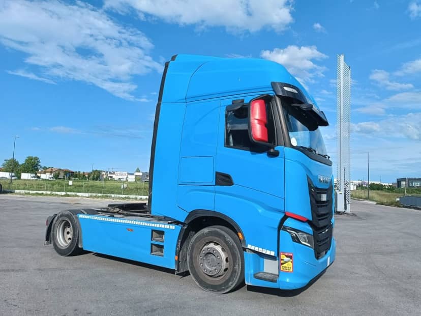 Iveco SWAY 510 — foto 4 di 10