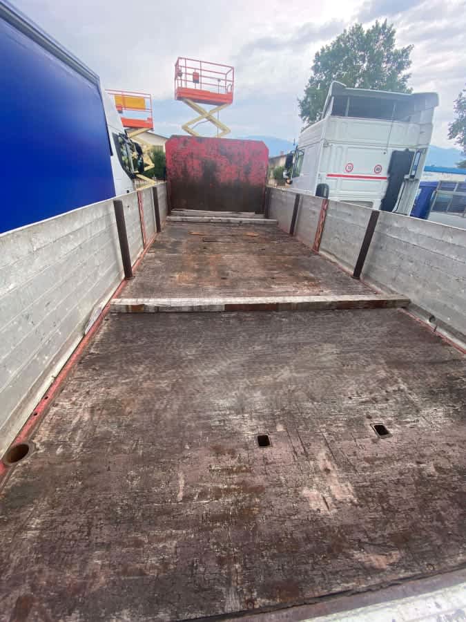 Motrice 4 assi Scania 124 G420 — foto 5 di 9