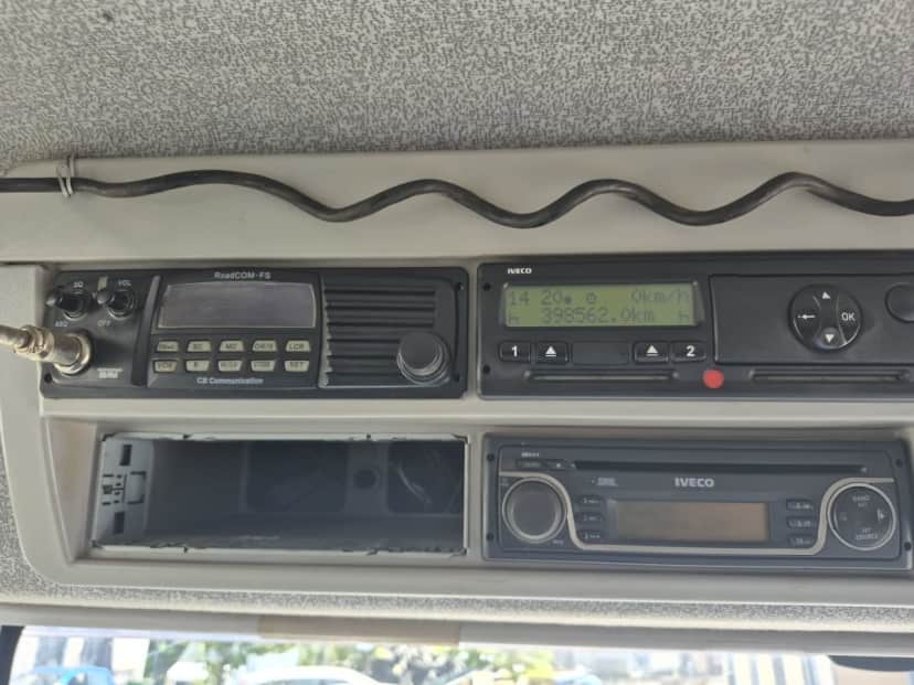 IVECO EUROCARGO ML120E25P CUBE – 12 TON – CENTINATO – SPONDA MONTACARICHI – GRU PALFINGER — foto 12 di 16