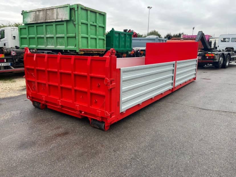 CONTAINER SCARRABILE NUOVO A PIANALE CON DUE SPONDE PER LATO IN · 6,2 m · 12 m³ · Rif. 24-N-37 — foto 4 di 8