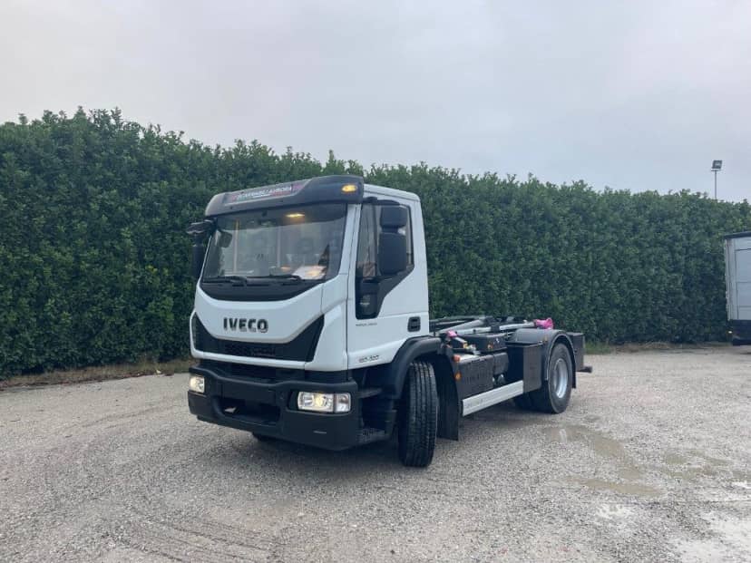 IVECO EUROCARGO 180K32 SCARRABILE NUOVO BALESTRATO ANTERIORE E POSTERIORE