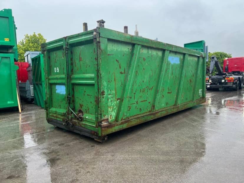 CONTAINER SCARRABILE USATO A CIELO APERTO PER INGOMBRANTI · 6,5 m · 33 m³ · Rif. 26-U-61 — foto 3 di 7