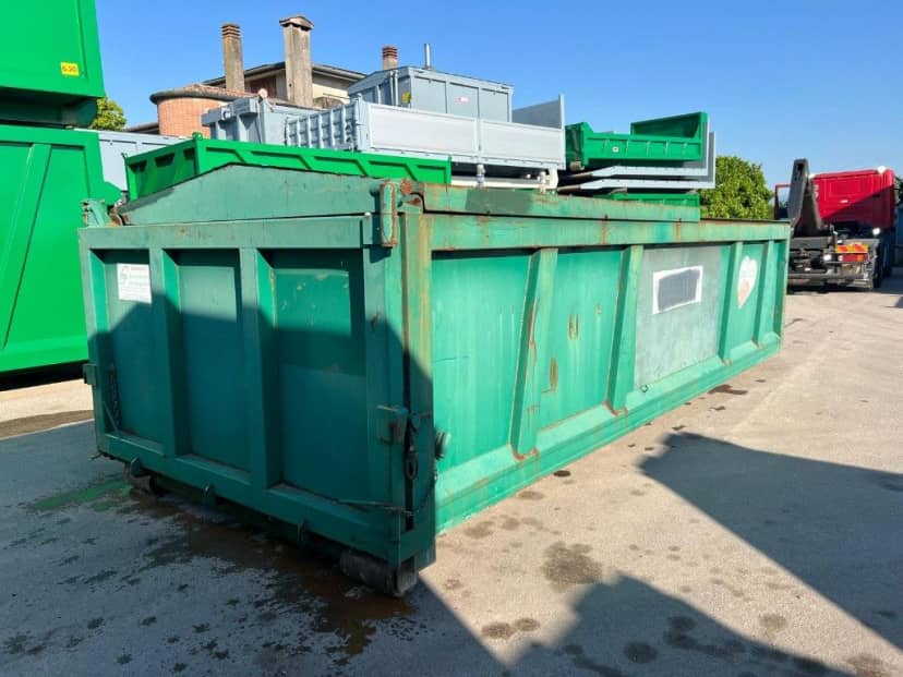 CONTAINER SCARRABILE USATO CON DUE TETTI SCORREVOLI PER INERTI · 6,2 m · 18 m³ · Rif. 26-U-64 — foto 4 di 8