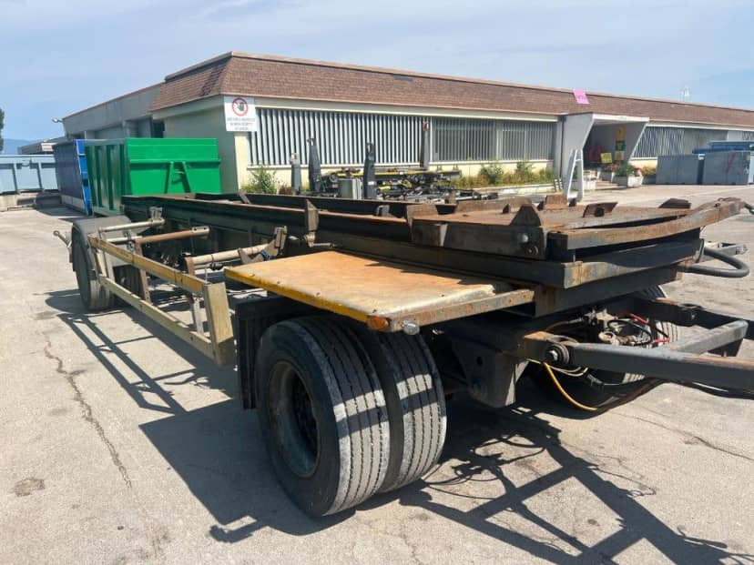 RIMORCHIO ZORZI 20R065 SCARRABILE RIBALTABILE PNEUMATICO — foto 2 di 5