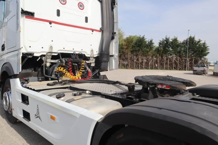 TRATTORE STRADALE CON IMPIANTO IDRAULICO EURO 6 — foto 14 di 14