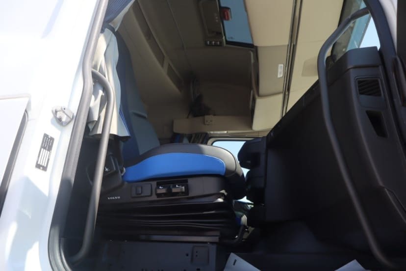 Volvo FH 500 trattore stradale Euro 6 — foto 9 di 22