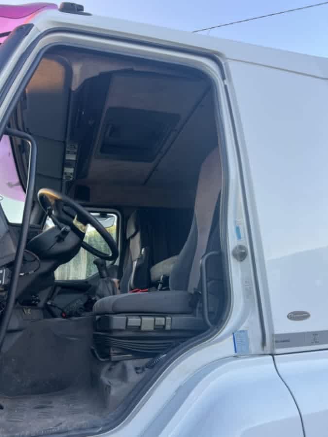 RENAULT 420 USATO SCARRABILE PNEUMATICO POSTERIORE 8X2 — foto 11 di 12