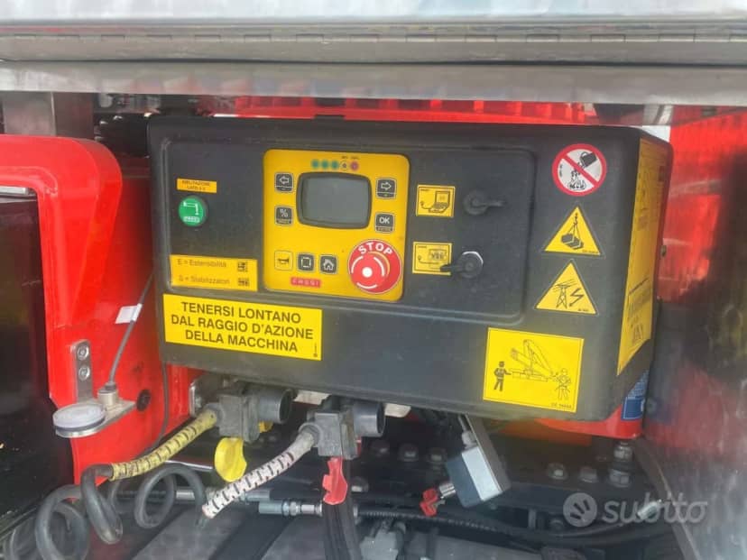 TRATTORE SCANIA R500 6X2 ALLESTITO CON GRU FASSI — foto 15 di 20