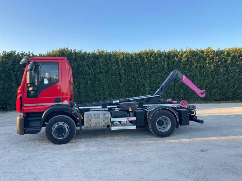 IVECO EUROCARGO 160E32 CON SCARRABILE NUOVO BALESTRATO CON DOPPI TOP LESS — foto 13 di 15