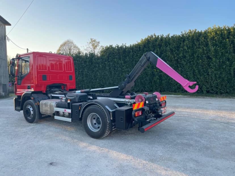 IVECO EUROCARGO 160E32 CON SCARRABILE NUOVO BALESTRATO CON DOPPI TOP LESS — foto 14 di 15