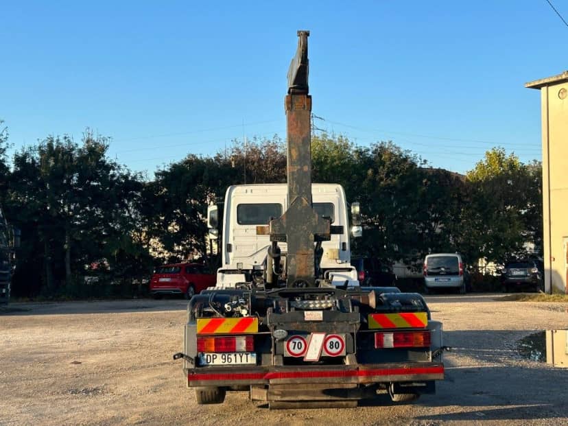 MERCEDES 2533 SCARRABILE BALESTRATO ANTERIORE E PNEUMATICO POSTERIORE 6X2 — foto 11 di 12