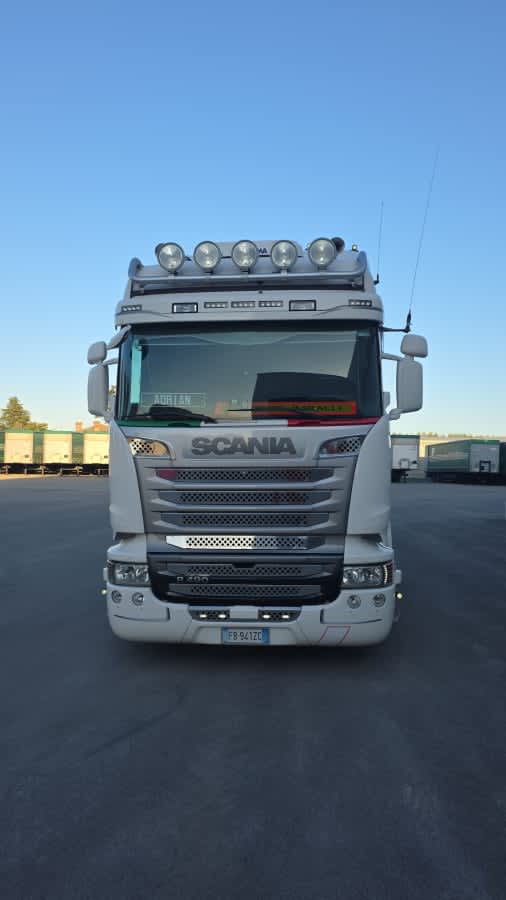 Scania R 2016 usato in vendita a Cuneo