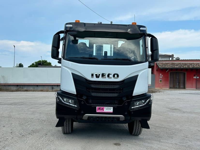 IVECO TRAKKER T-WAY AD380T NUOVO SCARRABILE — foto 10 di 10