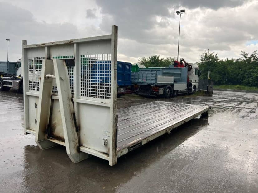 CONTAINER SCARRABILE USATO A PIANALE SENZA SPONDE · 6,6 m · Rif. 26-U-59